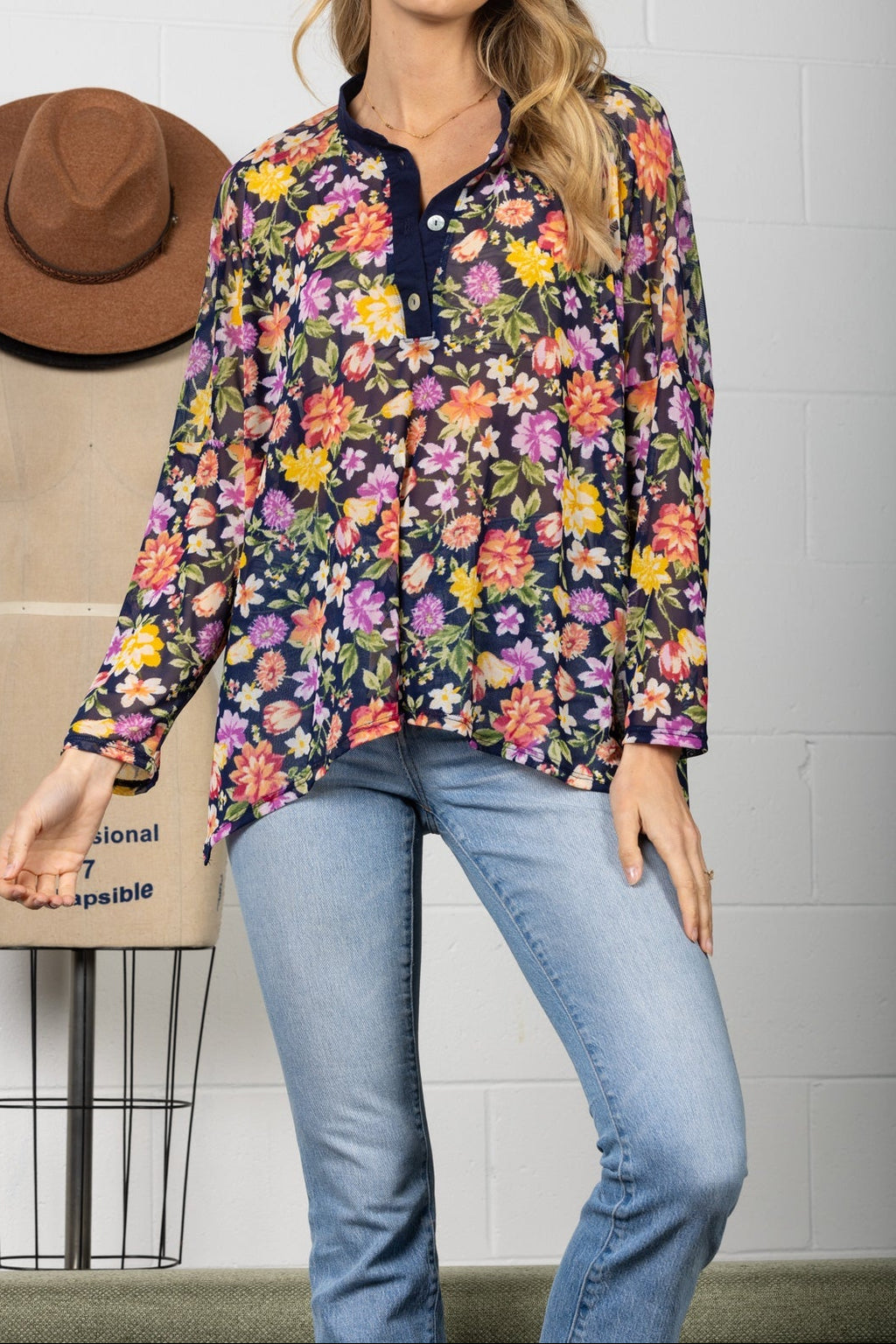 Lightweight Floral Button-Front Relaxed Chiffon Blouse