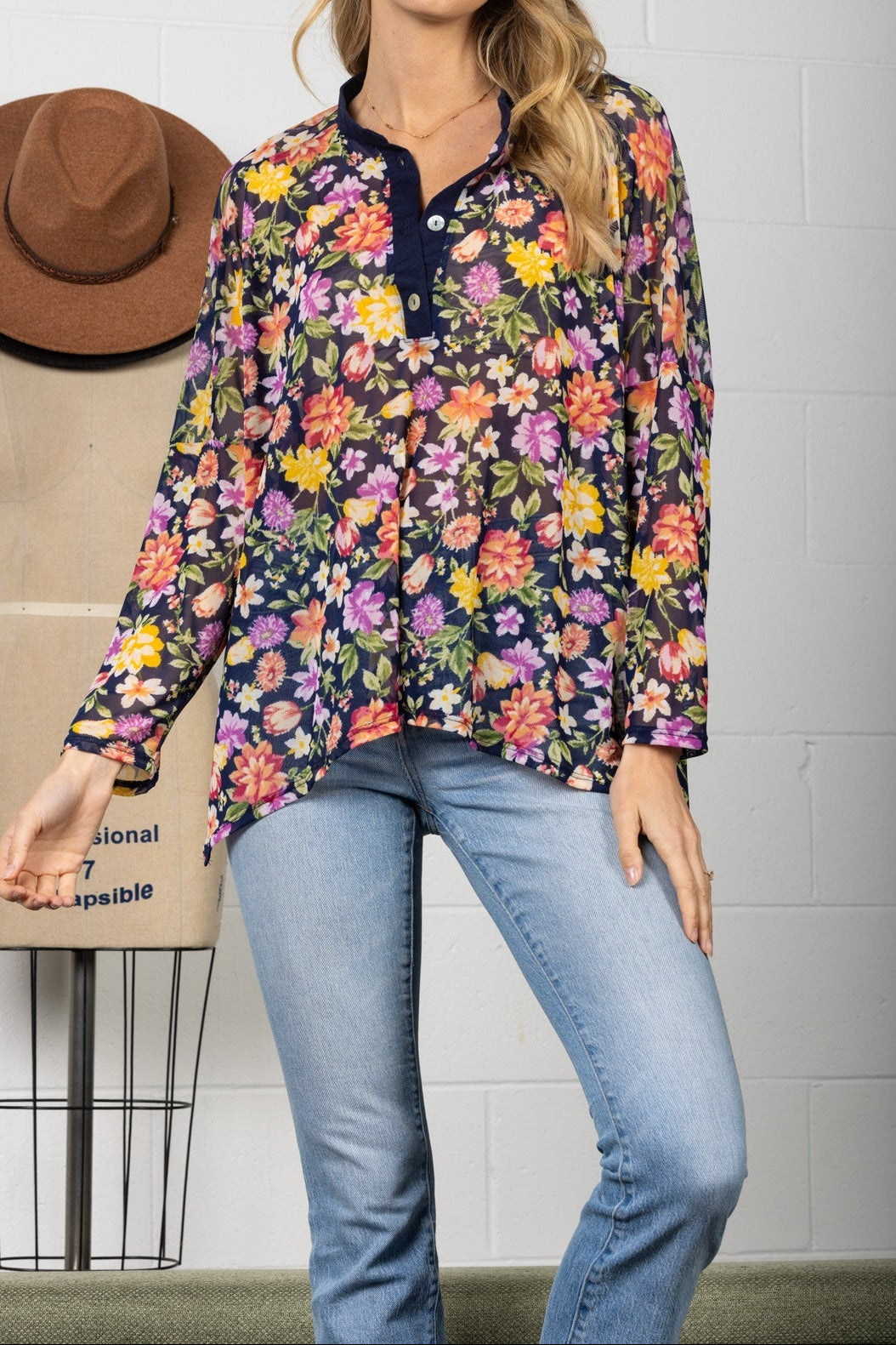 Lightweight Floral Button-Front Relaxed Chiffon Blouse